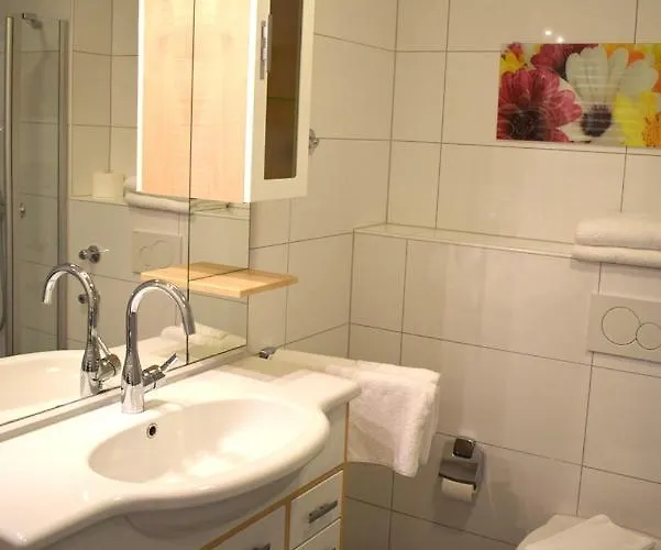 Lejlighedshotel Schloss - & Wellnessanlage