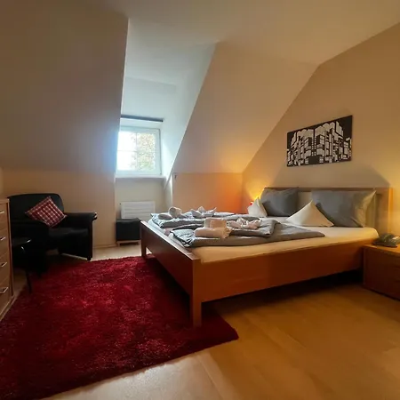 Schloss - & Wellnessanlage 3*